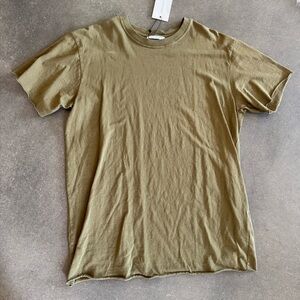 NWT men’s green John Elliott  t-shirt size M
#teeshirt #johnelliot